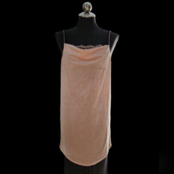 Vero- Moda Peach Velvet Scarlett Slip Dress Small - Picture 6 of 7